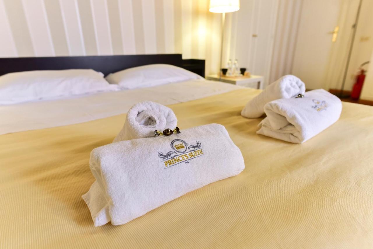 Prince'S Suite - Budget Rooms & Apt Piazza Del Popolo Rome Exterior photo