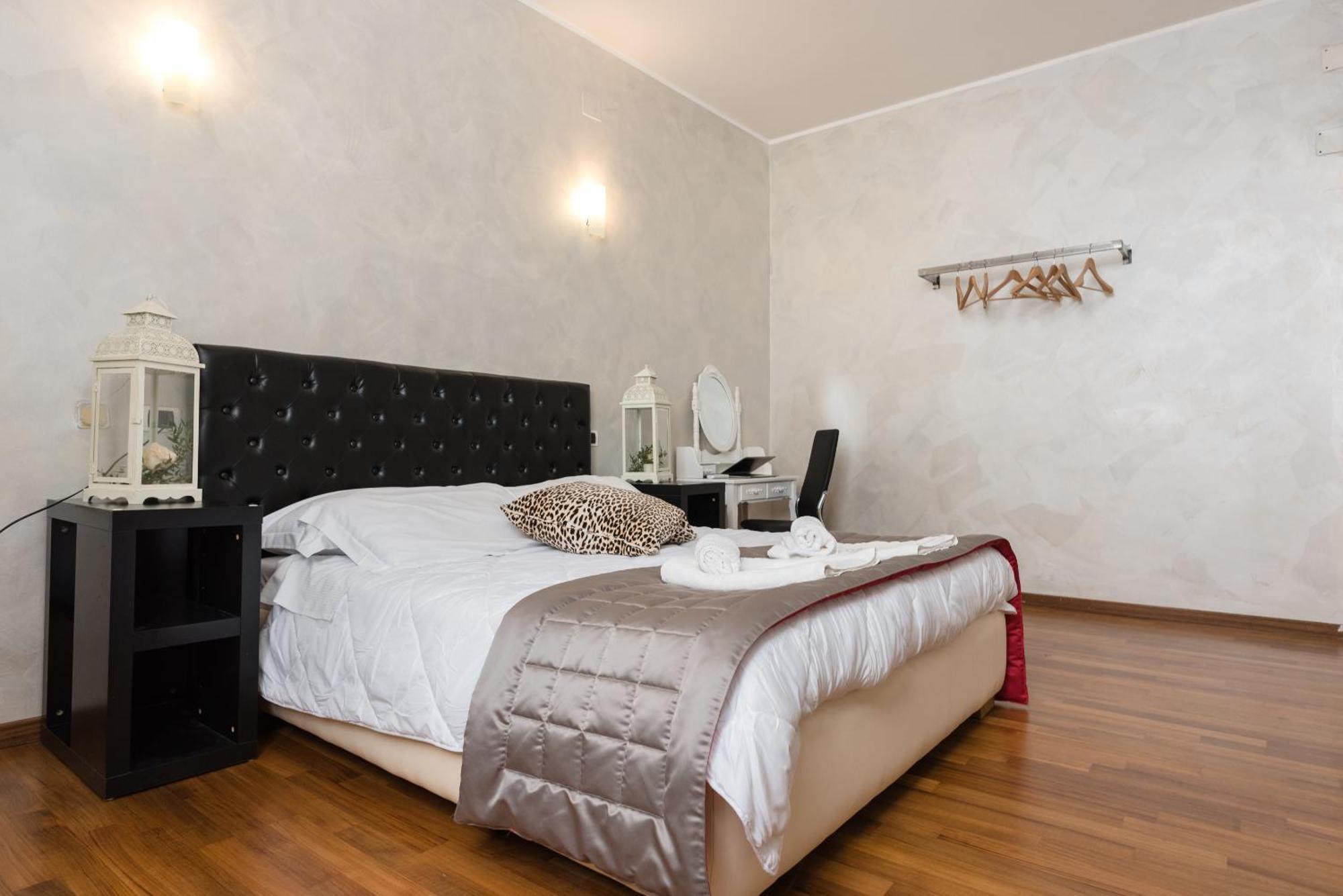 Prince'S Suite - Budget Rooms & Apt Piazza Del Popolo Rome Exterior photo